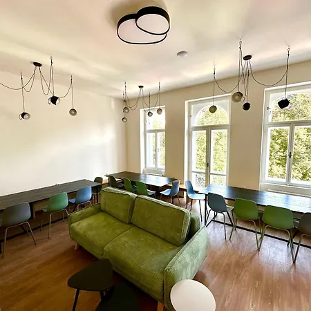 Auberge de jeunesse Onefam Arbes