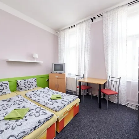 Onefam Arbes Прага