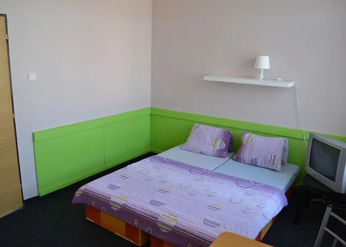 Onefam Arbes Hostel *